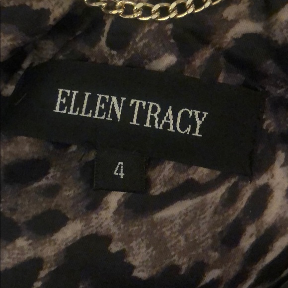 Ellen Tracy Olive Toggle Coat with Fox Fur Trim - Picture 5 of 5